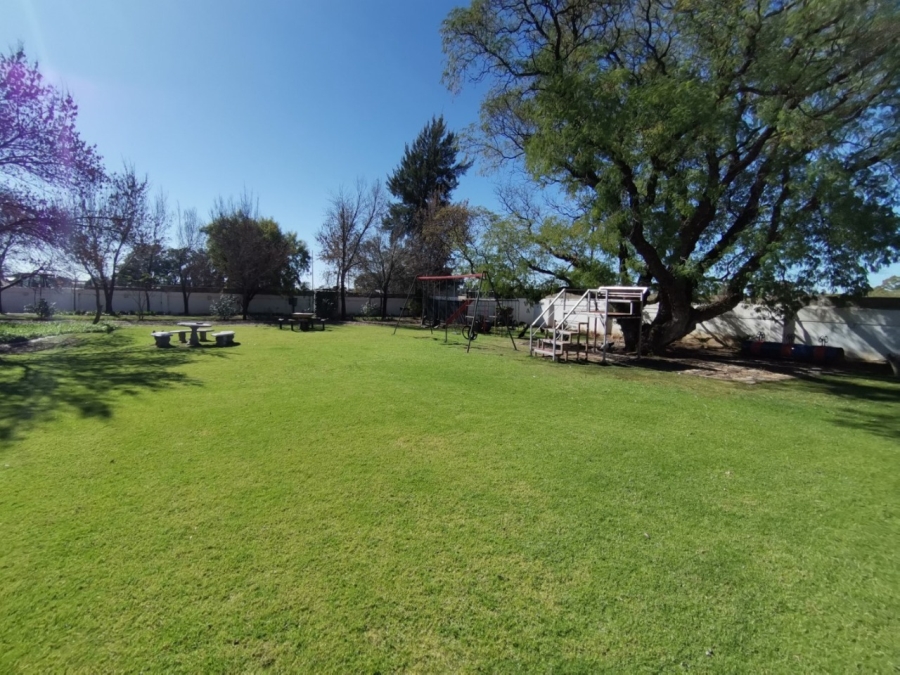 36 Bedroom Property for Sale in Bloemspruit Free State